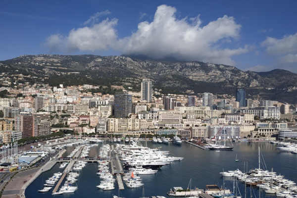 《深入開展公共機構(gòu)綠色低碳引領(lǐng)行動促進碳達峰實施方案》（節(jié)選）